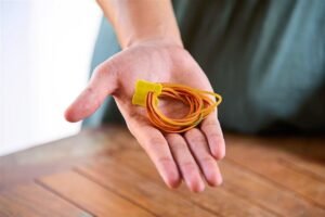 bread bag clip hacks for rubber bands